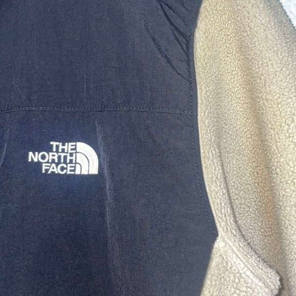 The North Face Denali Jacket - Picture 2 of 6